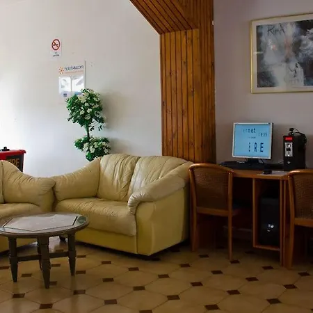 Hotel Golden Days 4*